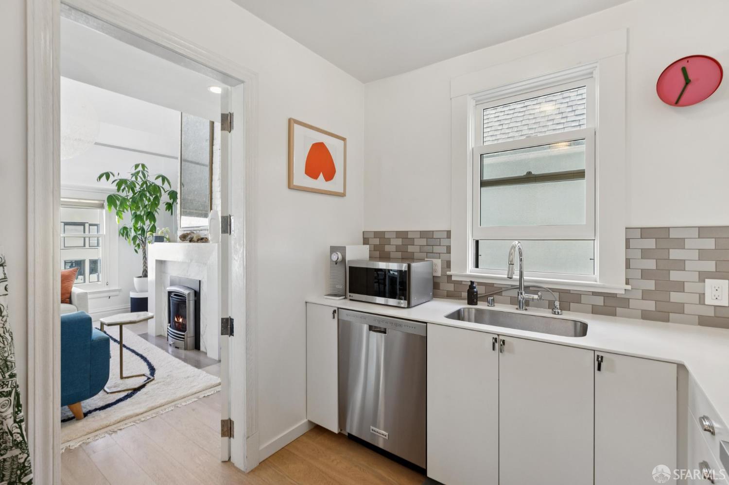 Detail Gallery Image 29 of 57 For 2217 Pacific Ave #4,  San Francisco,  CA 94115 - 2 Beds | 1 Baths