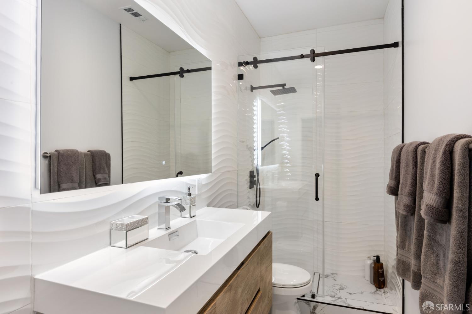 Detail Gallery Image 28 of 47 For 308 Crescent Ave, San Francisco,  CA 94110 - 5 Beds | 3 Baths