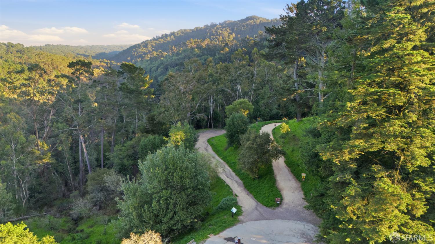 Detail Gallery Image 81 of 85 For 8440 Skyline Blvd, Oakland,  CA 94611 - 5 Beds | 3/1 Baths