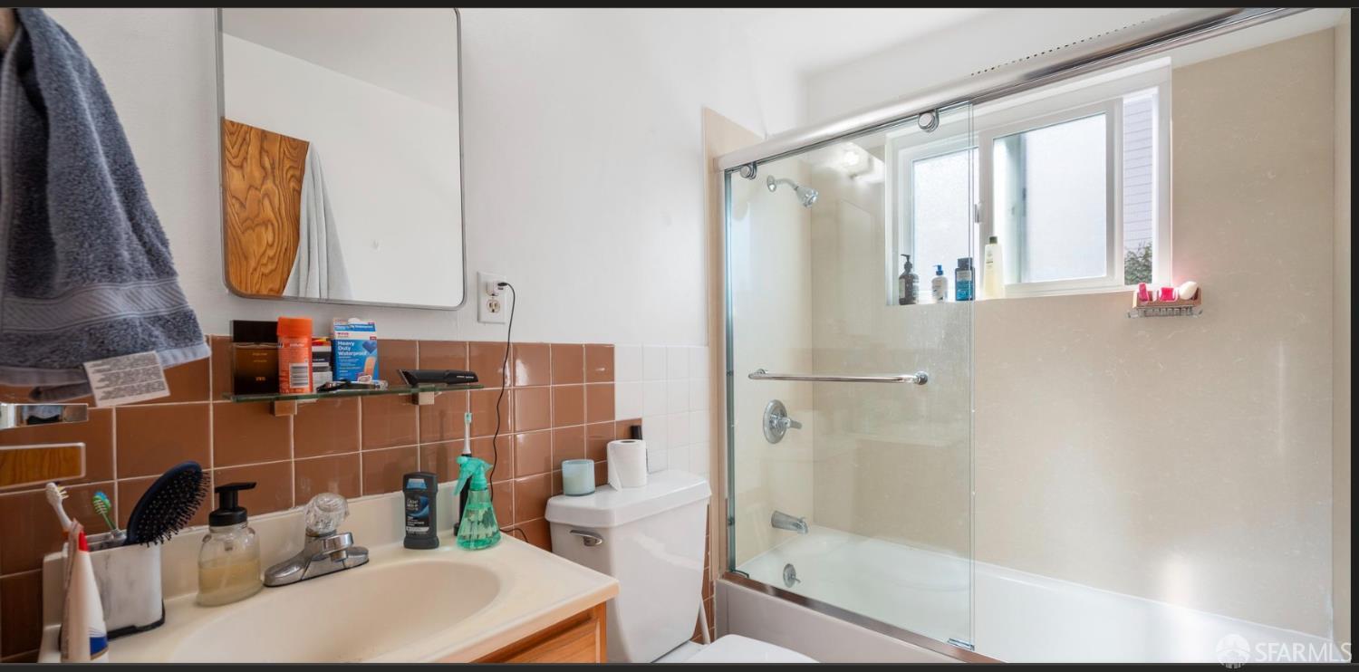 Detail Gallery Image 6 of 15 For 1721 Clement St, San Francisco,  CA 94121 - – Beds | – Baths