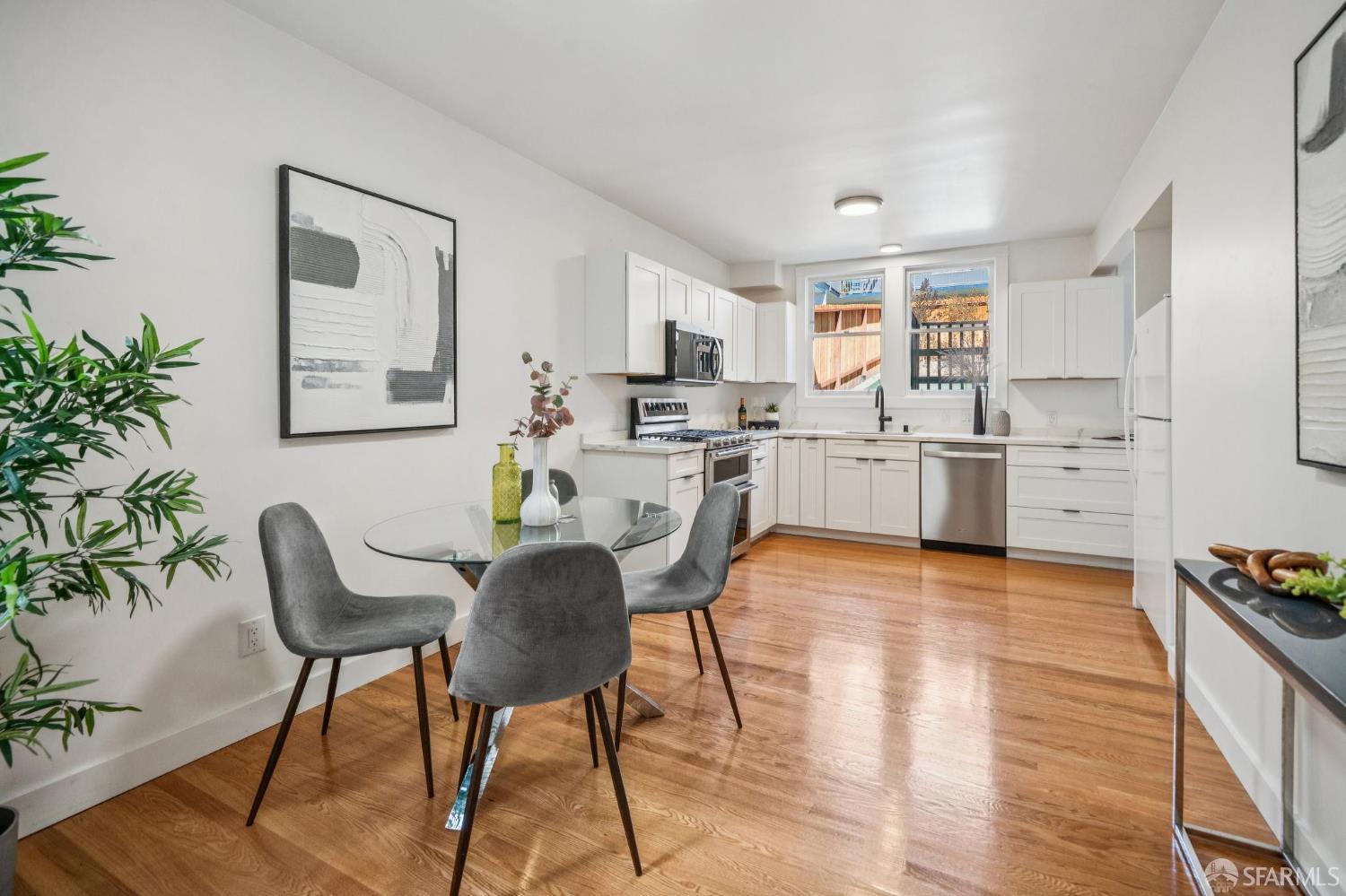 Detail Gallery Image 10 of 41 For 4090 17th St, San Francisco,  CA 94114 - 1 Beds | 1 Baths