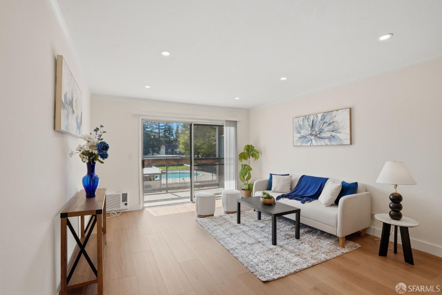 Detail Gallery Image 8 of 27 For 4081 Clayton Rd #235,  Concord,  CA 94521 - 1 Beds | 1 Baths