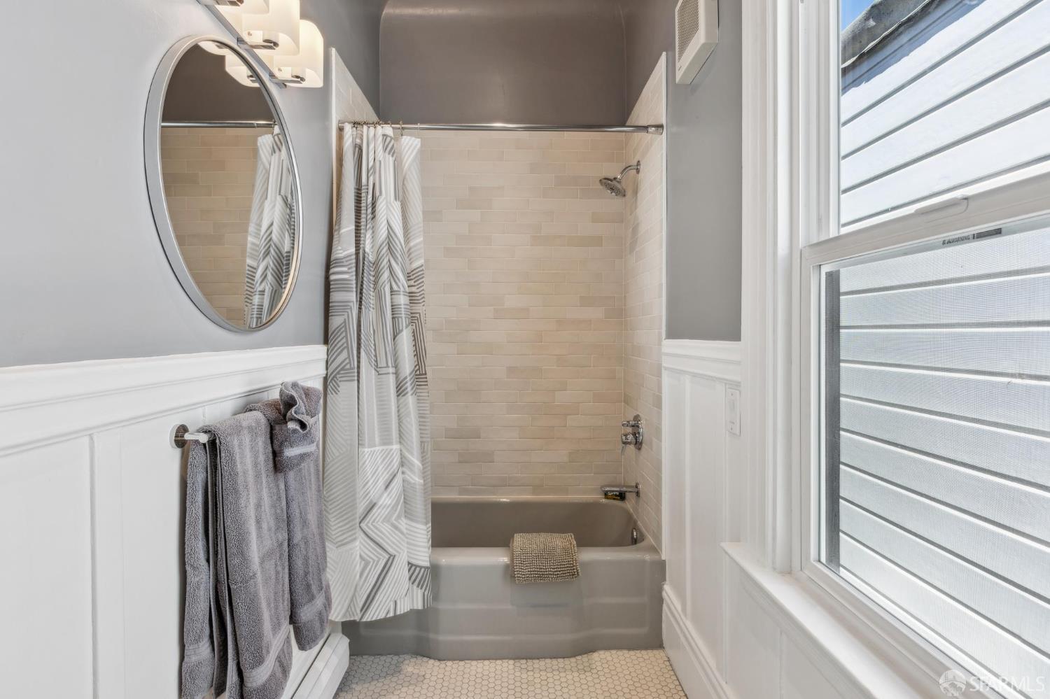 Detail Gallery Image 29 of 46 For 102 Santa Marina St, San Francisco,  CA 94110 - 4 Beds | 3 Baths