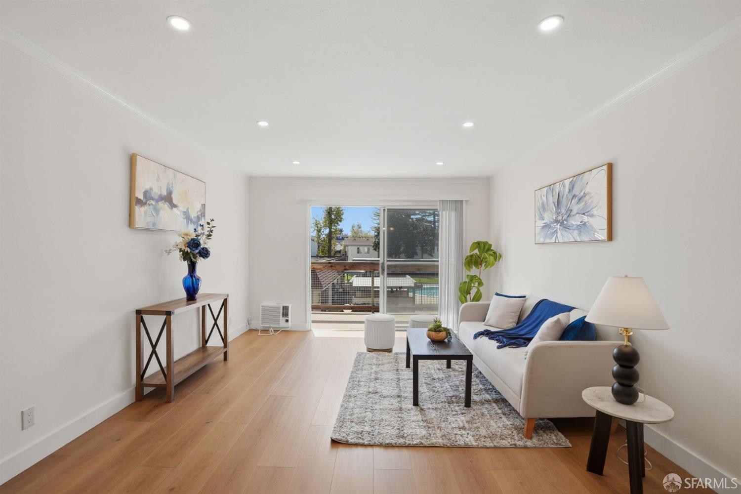 688 Haight, San Francisco, CA, 00000