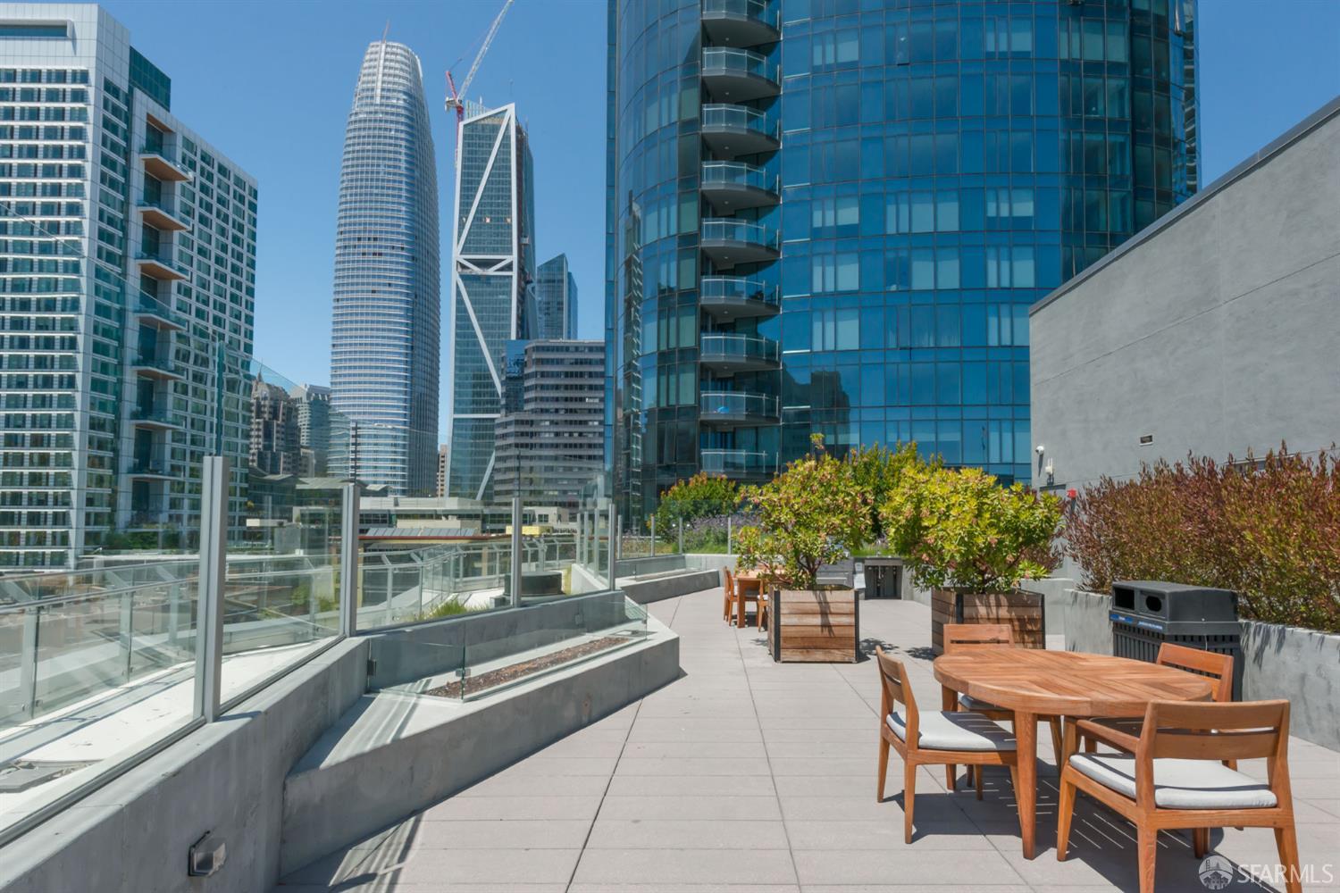 Detail Gallery Image 38 of 51 For 201 Folsom St 8a,  San Francisco,  CA 94105 - 2 Beds | 2 Baths