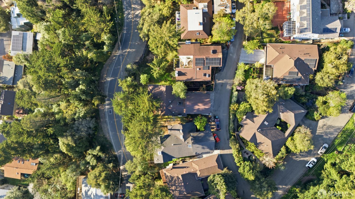 Detail Gallery Image 77 of 85 For 8440 Skyline Blvd, Oakland,  CA 94611 - 5 Beds | 3/1 Baths