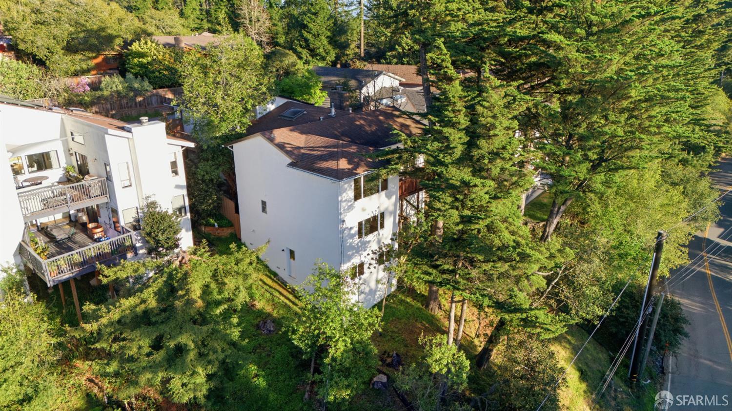 Detail Gallery Image 74 of 85 For 8440 Skyline Blvd, Oakland,  CA 94611 - 5 Beds | 3/1 Baths