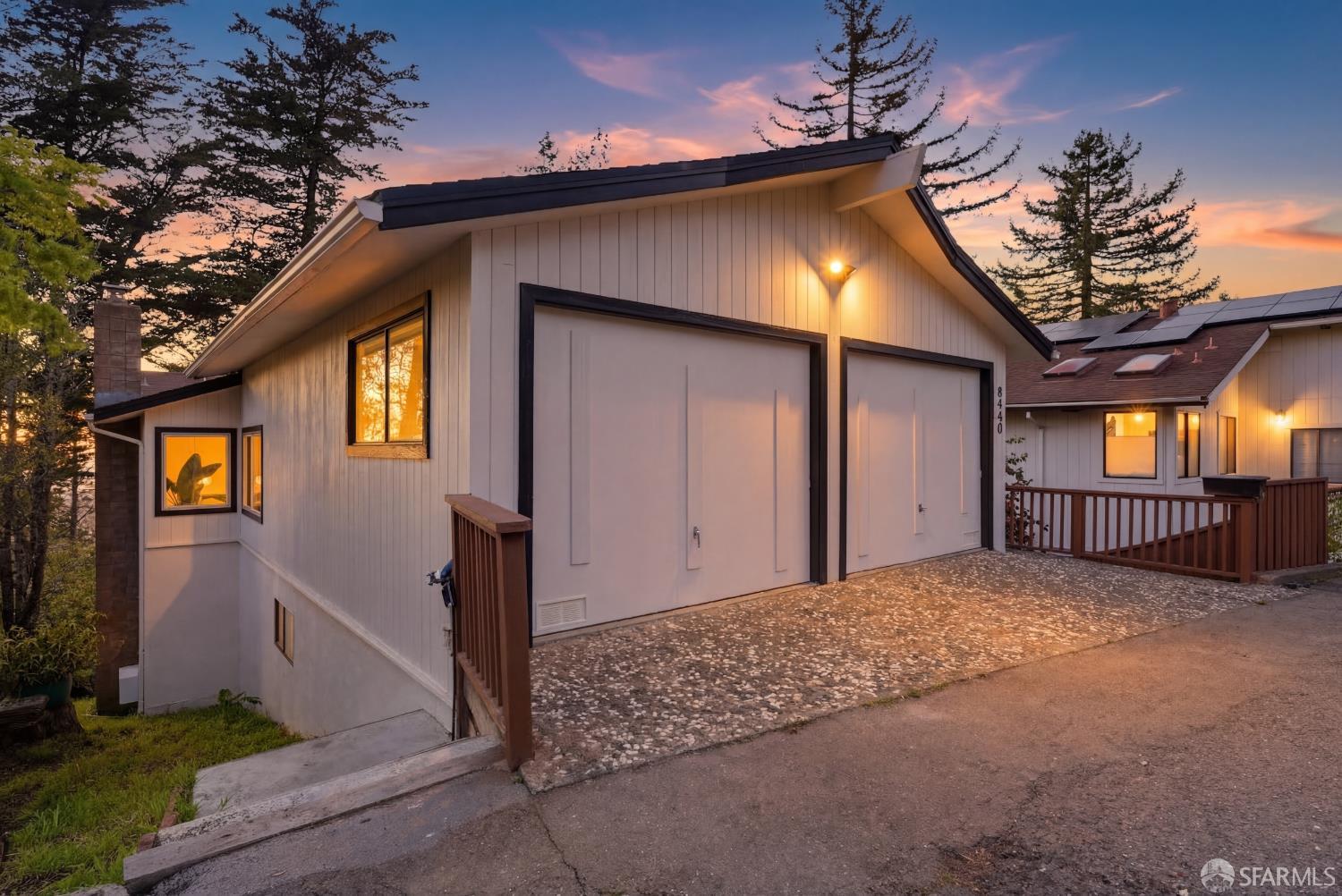 Detail Gallery Image 68 of 85 For 8440 Skyline Blvd, Oakland,  CA 94611 - 5 Beds | 3/1 Baths