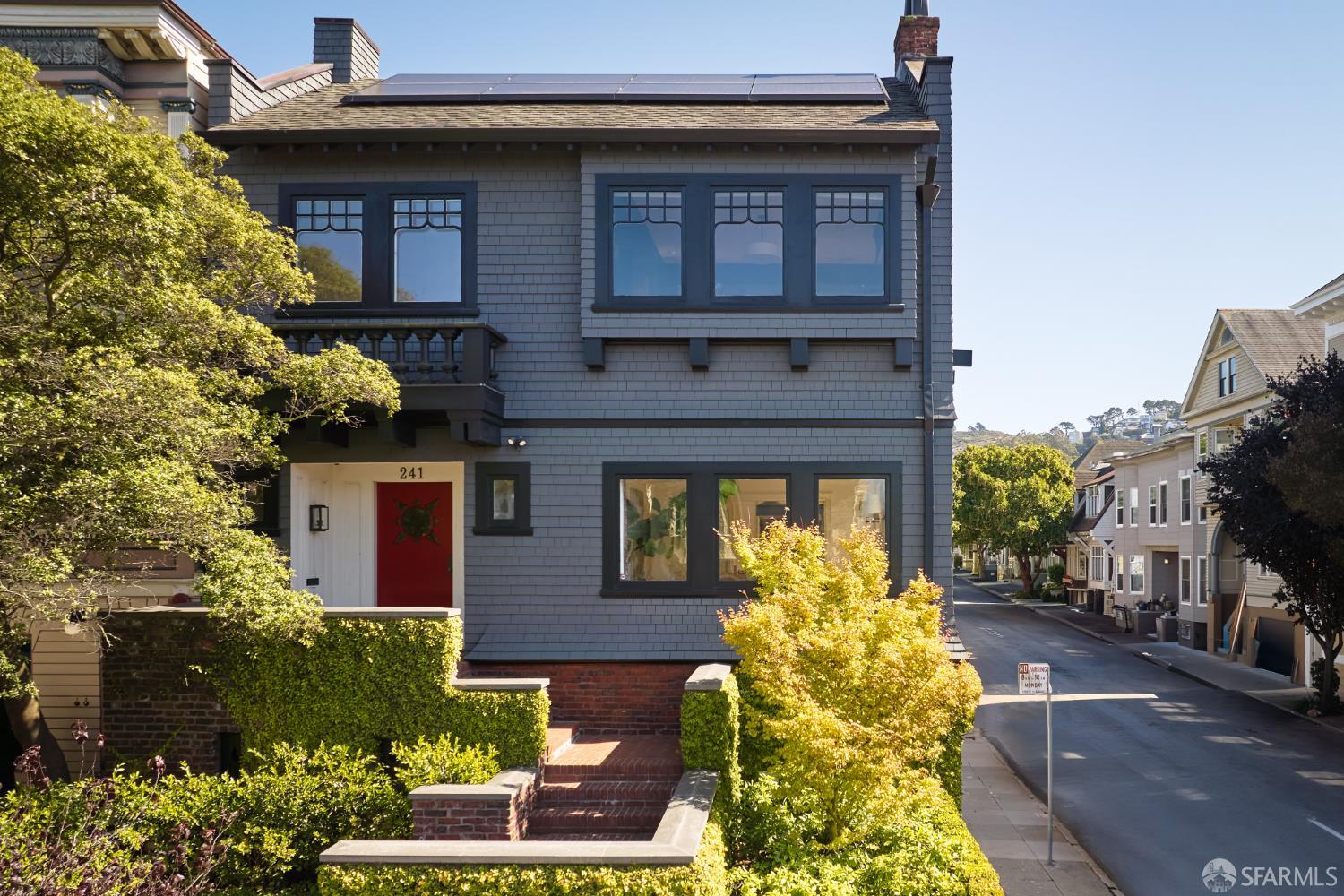 Detail Gallery Image 38 of 41 For 241 Frederick St, San Francisco,  CA 94117 - 5 Beds | 3/1 Baths