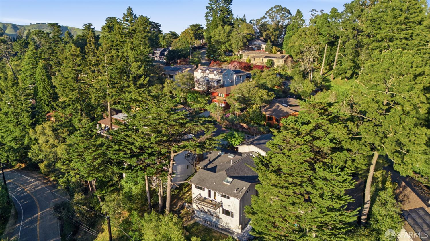 Detail Gallery Image 71 of 85 For 8440 Skyline Blvd, Oakland,  CA 94611 - 5 Beds | 3/1 Baths