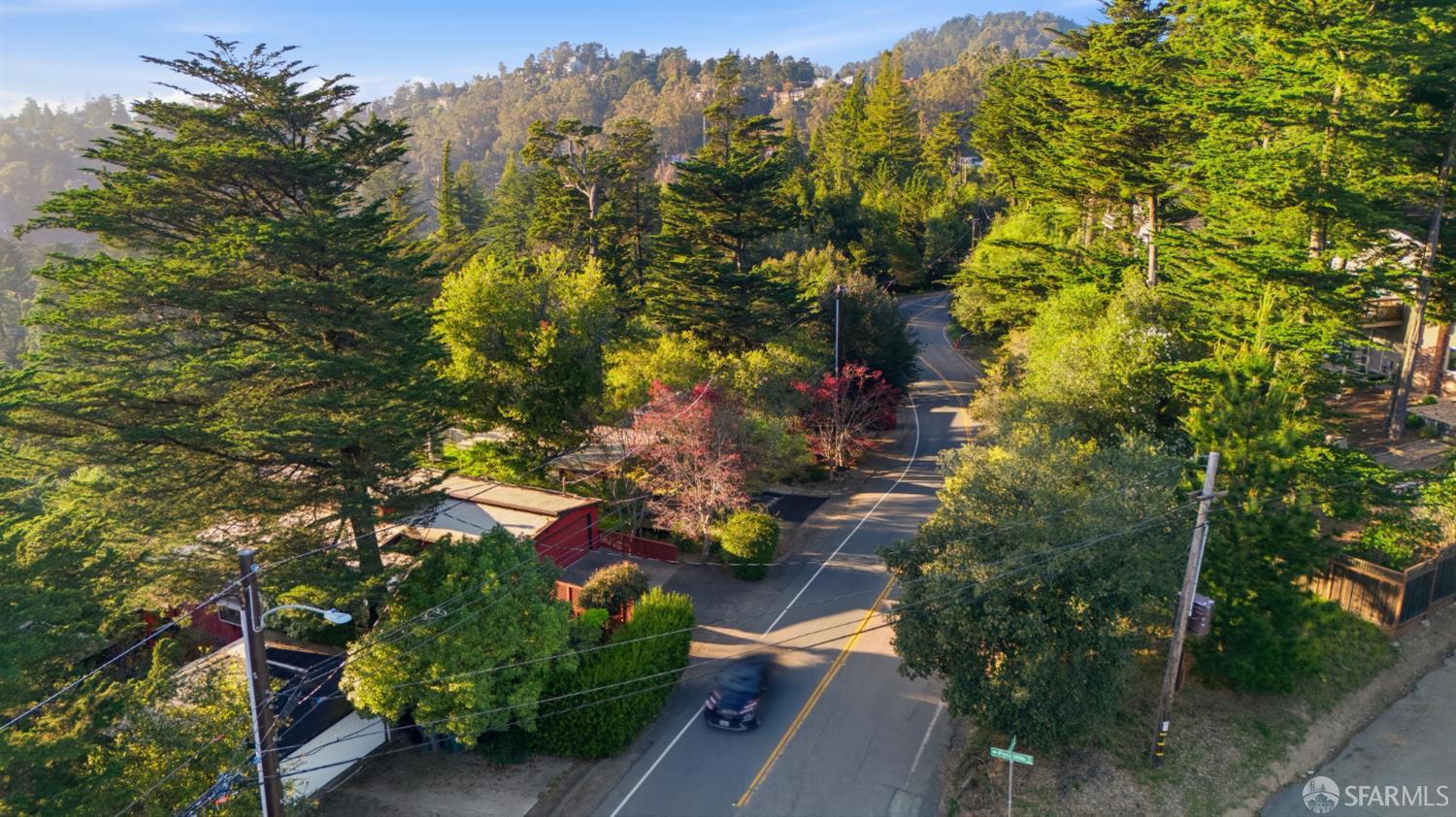 Detail Gallery Image 50 of 85 For 8440 Skyline Blvd, Oakland,  CA 94611 - 5 Beds | 3/1 Baths