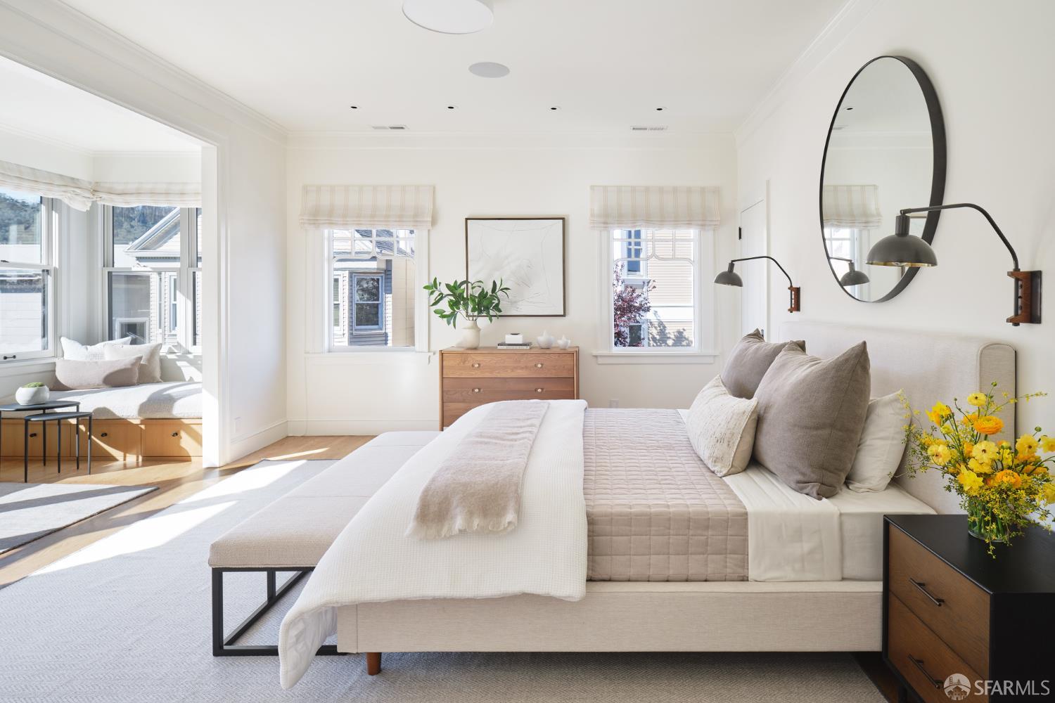 Detail Gallery Image 17 of 41 For 241 Frederick St, San Francisco,  CA 94117 - 5 Beds | 3/1 Baths