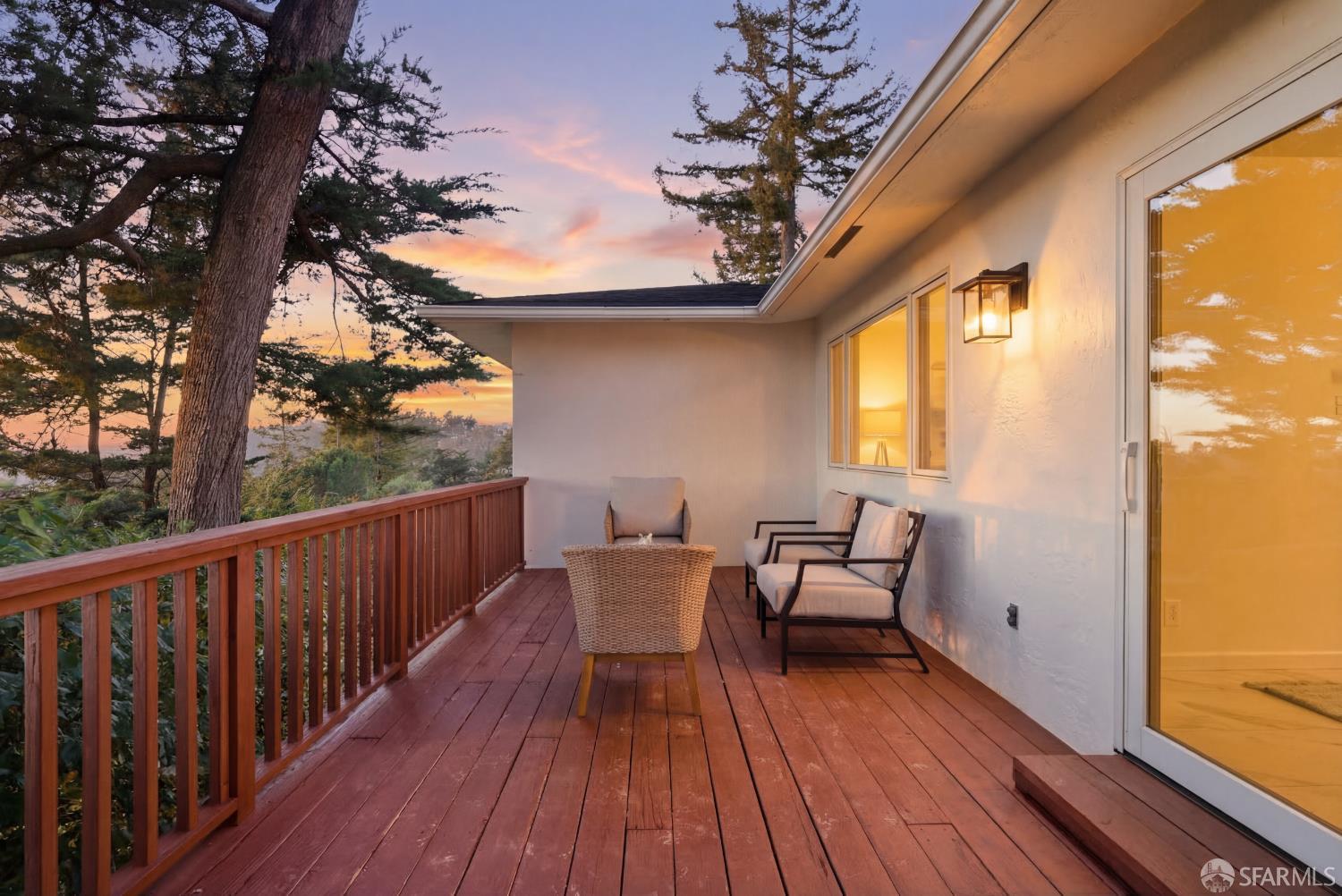 Detail Gallery Image 25 of 85 For 8440 Skyline Blvd, Oakland,  CA 94611 - 5 Beds | 3/1 Baths