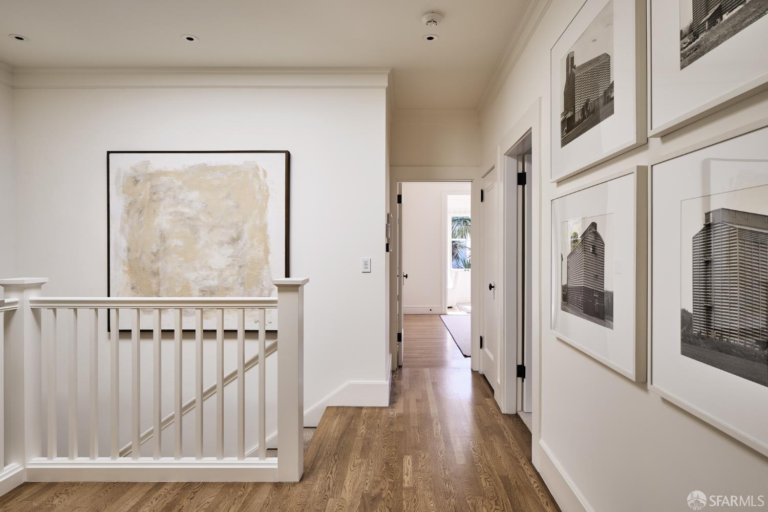 Detail Gallery Image 23 of 41 For 241 Frederick St, San Francisco,  CA 94117 - 5 Beds | 3/1 Baths
