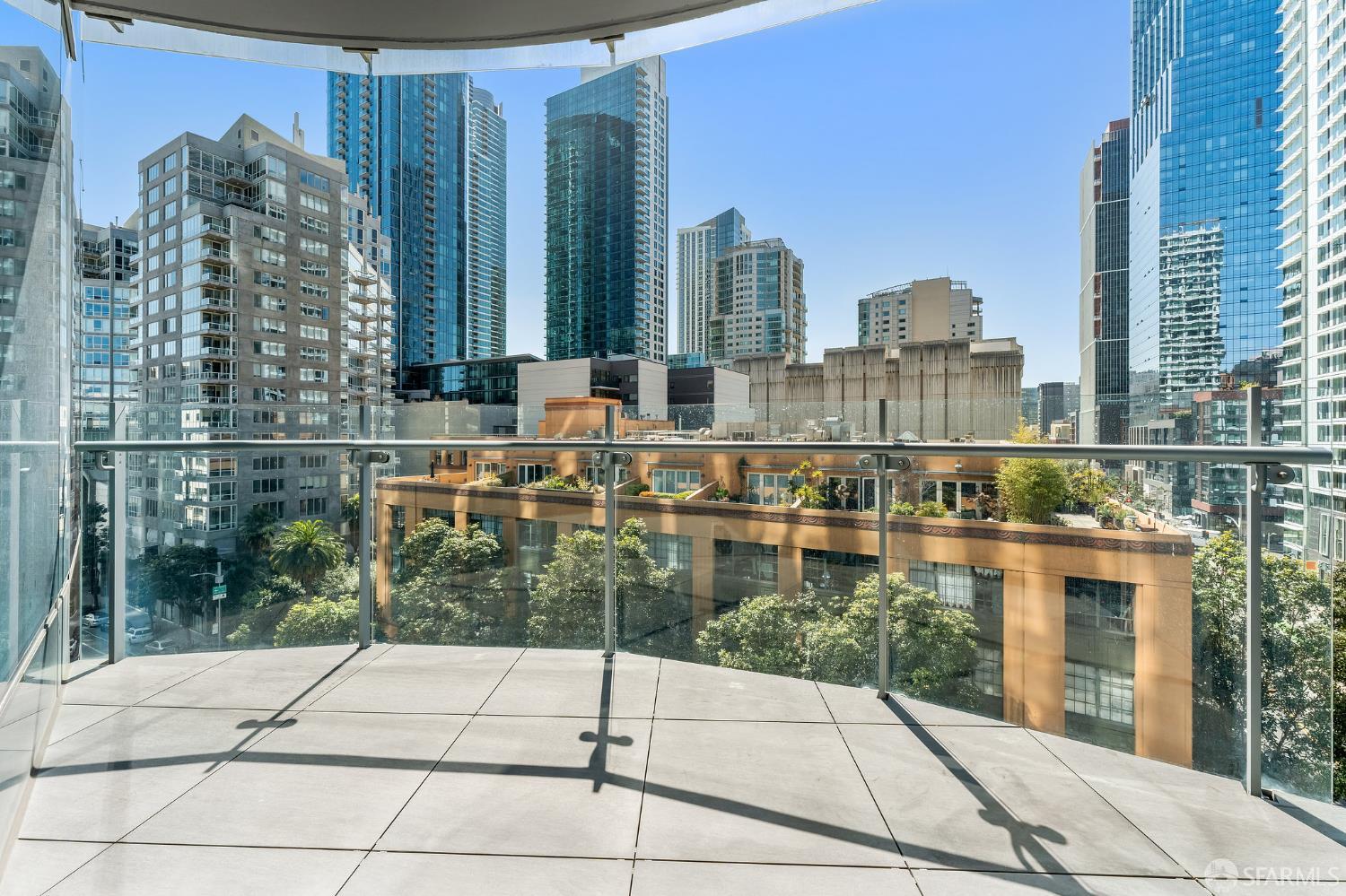 Detail Gallery Image 9 of 51 For 201 Folsom St 8a,  San Francisco,  CA 94105 - 2 Beds | 2 Baths