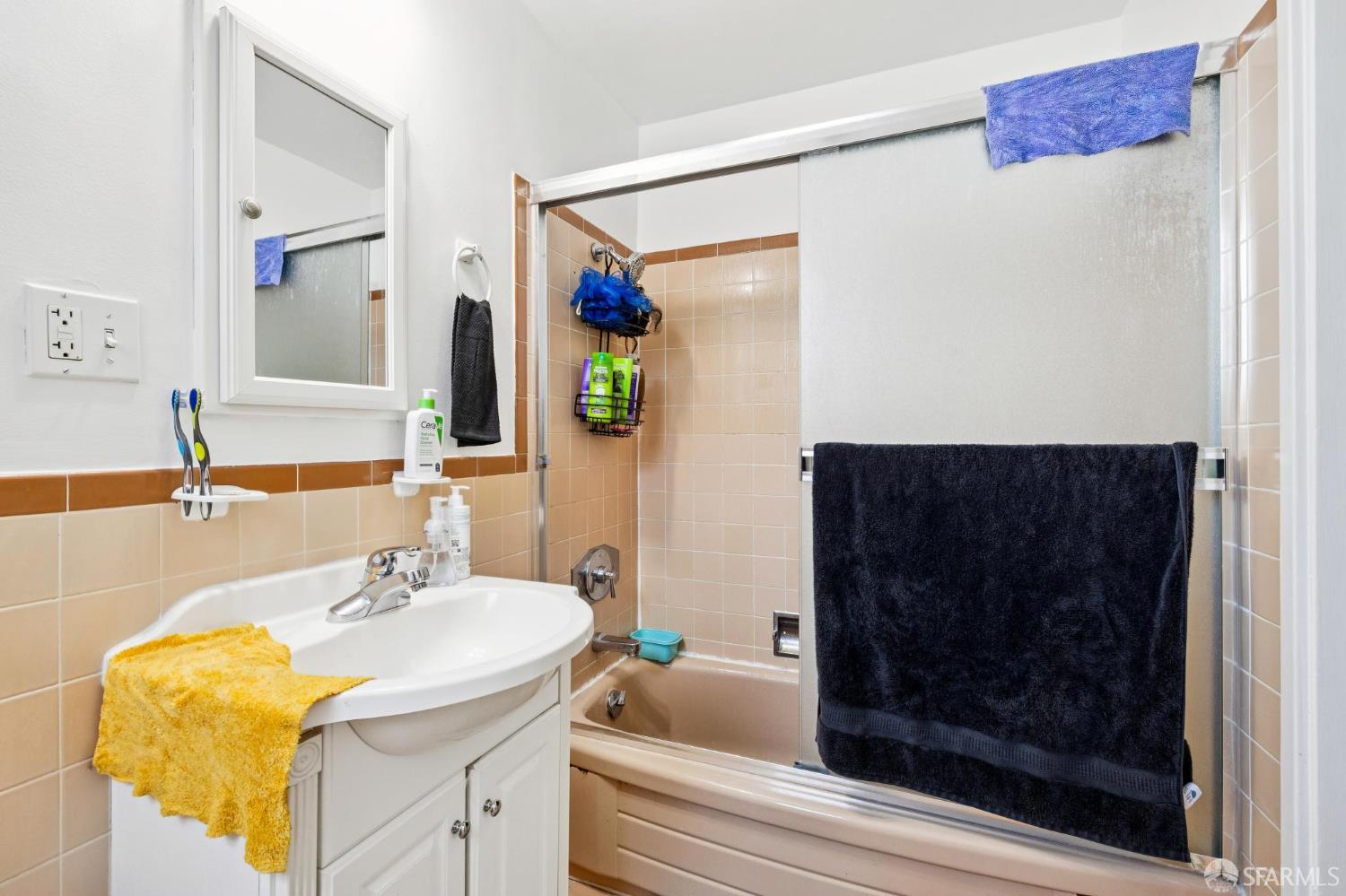 Detail Gallery Image 13 of 23 For 619 Monterey Blvd, San Francisco,  CA 94127 - – Beds | – Baths