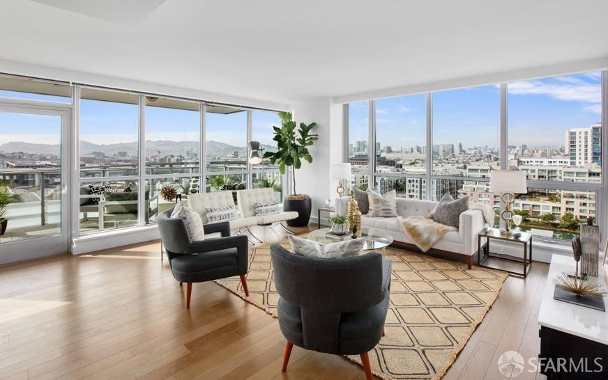 Detail Gallery Image 4 of 42 For 708 Long Bridge St #1010,  San Francisco,  CA 94158 - 2 Beds | 2 Baths