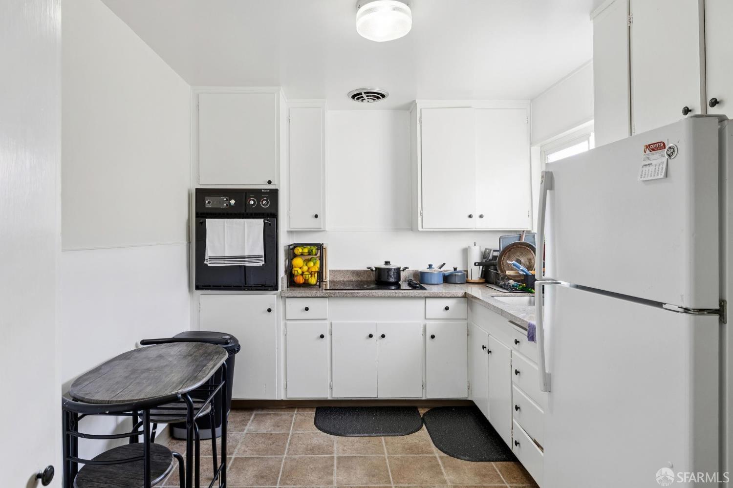 Detail Gallery Image 10 of 23 For 619 Monterey Blvd, San Francisco,  CA 94127 - – Beds | – Baths