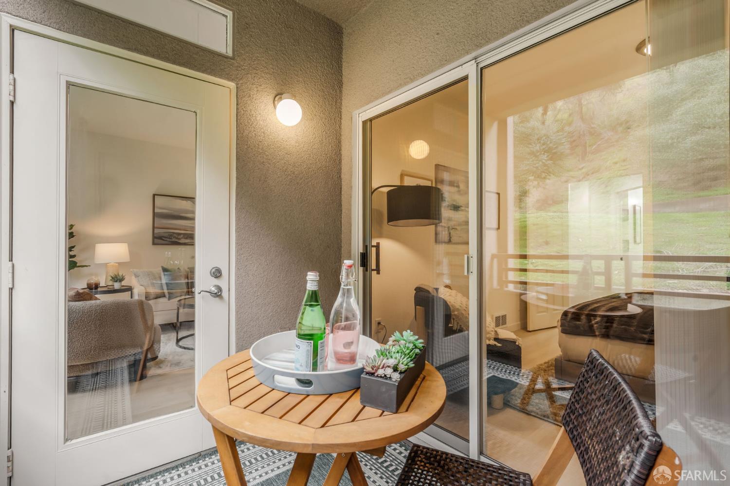 Detail Gallery Image 23 of 33 For 320 Caldecott Ln #116,  Oakland,  CA 94618 - 1 Beds | 1 Baths