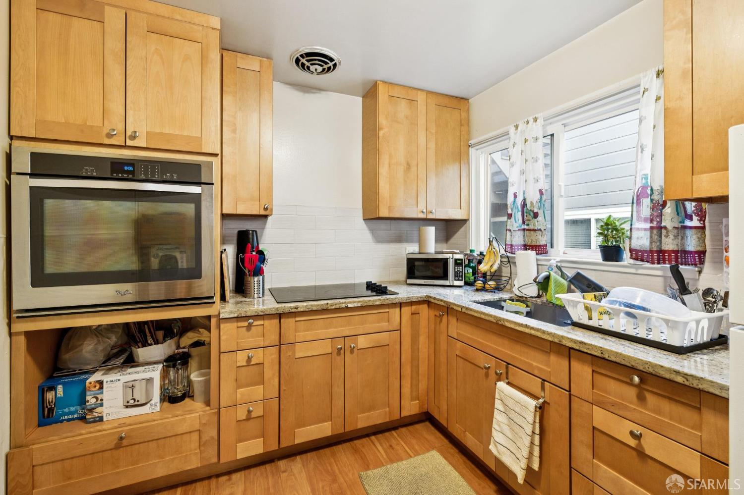 Detail Gallery Image 3 of 23 For 619 Monterey Blvd, San Francisco,  CA 94127 - – Beds | – Baths