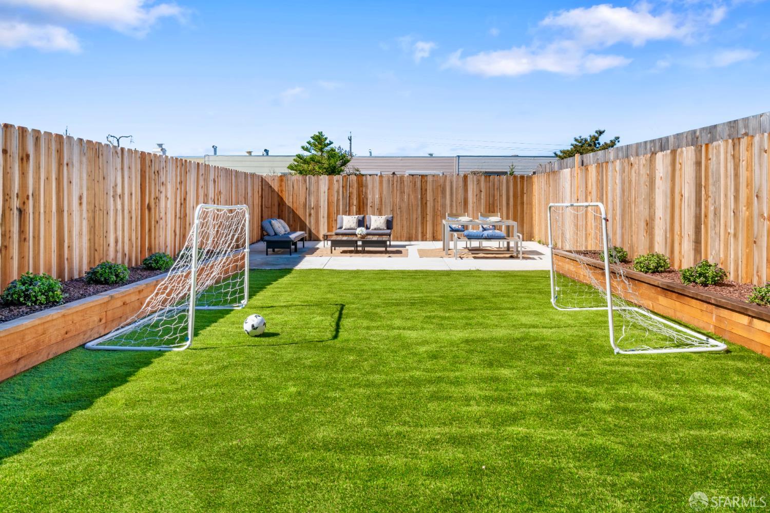 Detail Gallery Image 62 of 89 For 1575 43rd Ave, San Francisco,  CA 94122 - 3 Beds | 3 Baths