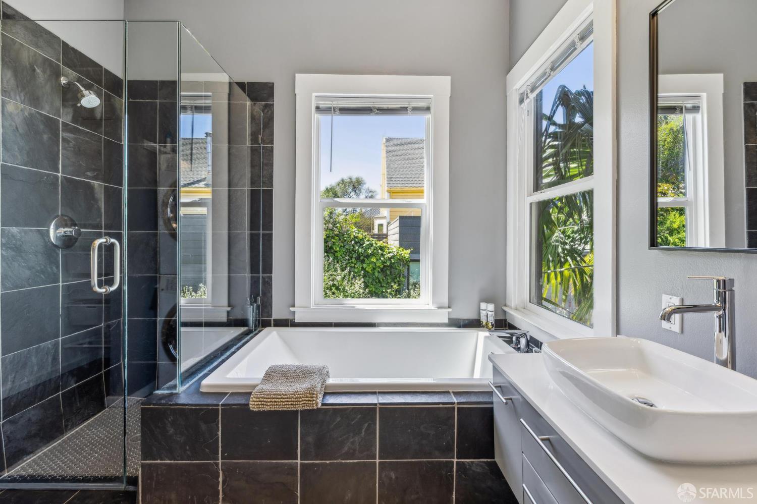 Detail Gallery Image 21 of 46 For 102 Santa Marina St, San Francisco,  CA 94110 - 4 Beds | 3 Baths