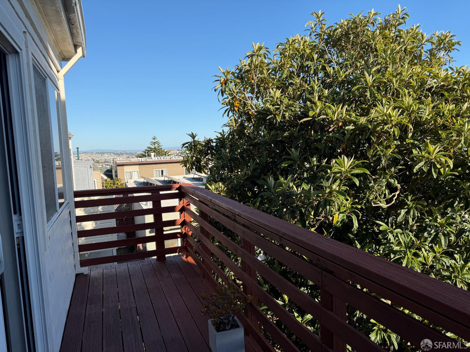 Detail Gallery Image 4 of 8 For 111 Joost Ave, San Francisco,  CA 94131 - 1 Beds | 2 Baths