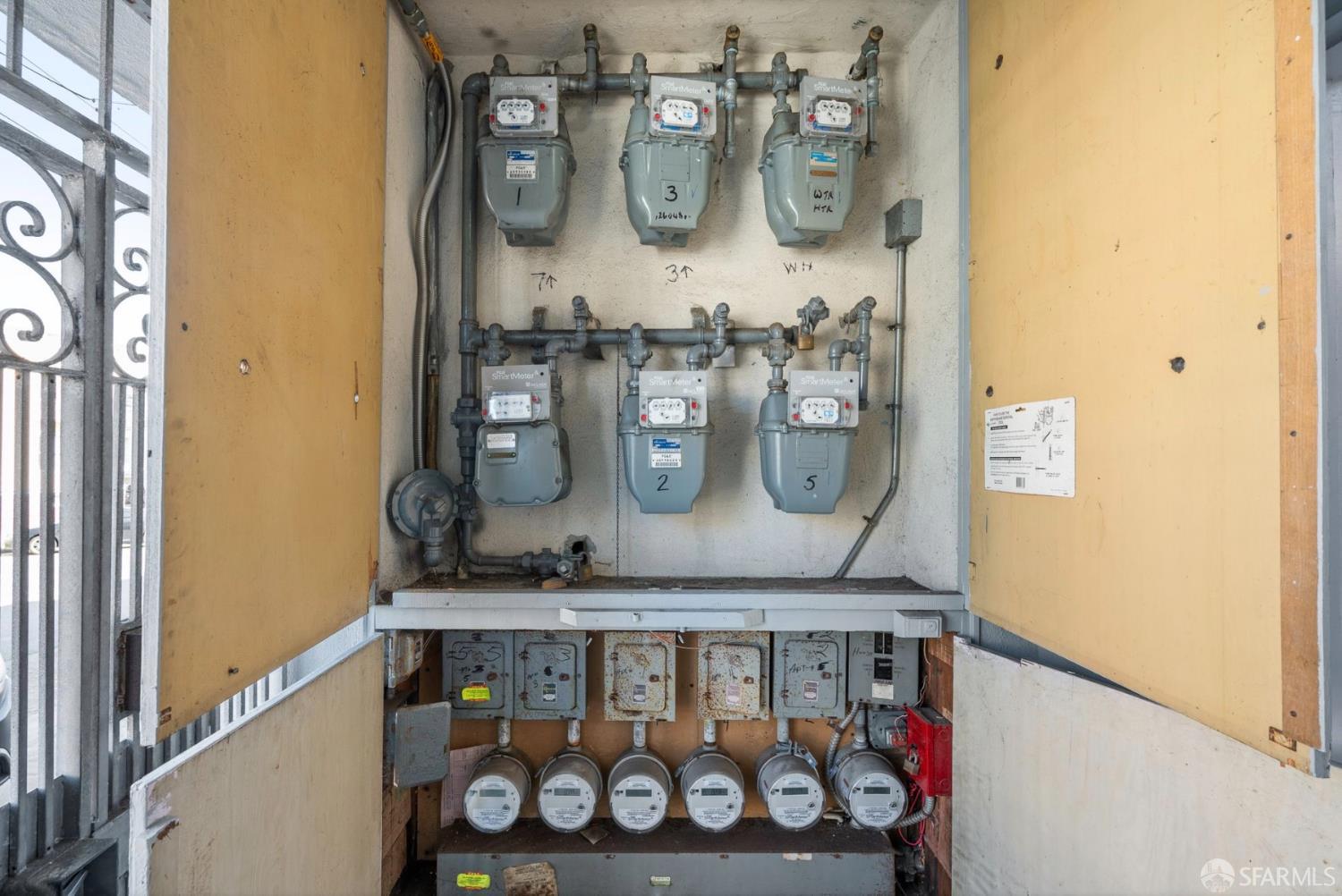 Detail Gallery Image 13 of 15 For 1721 Clement St, San Francisco,  CA 94121 - – Beds | – Baths