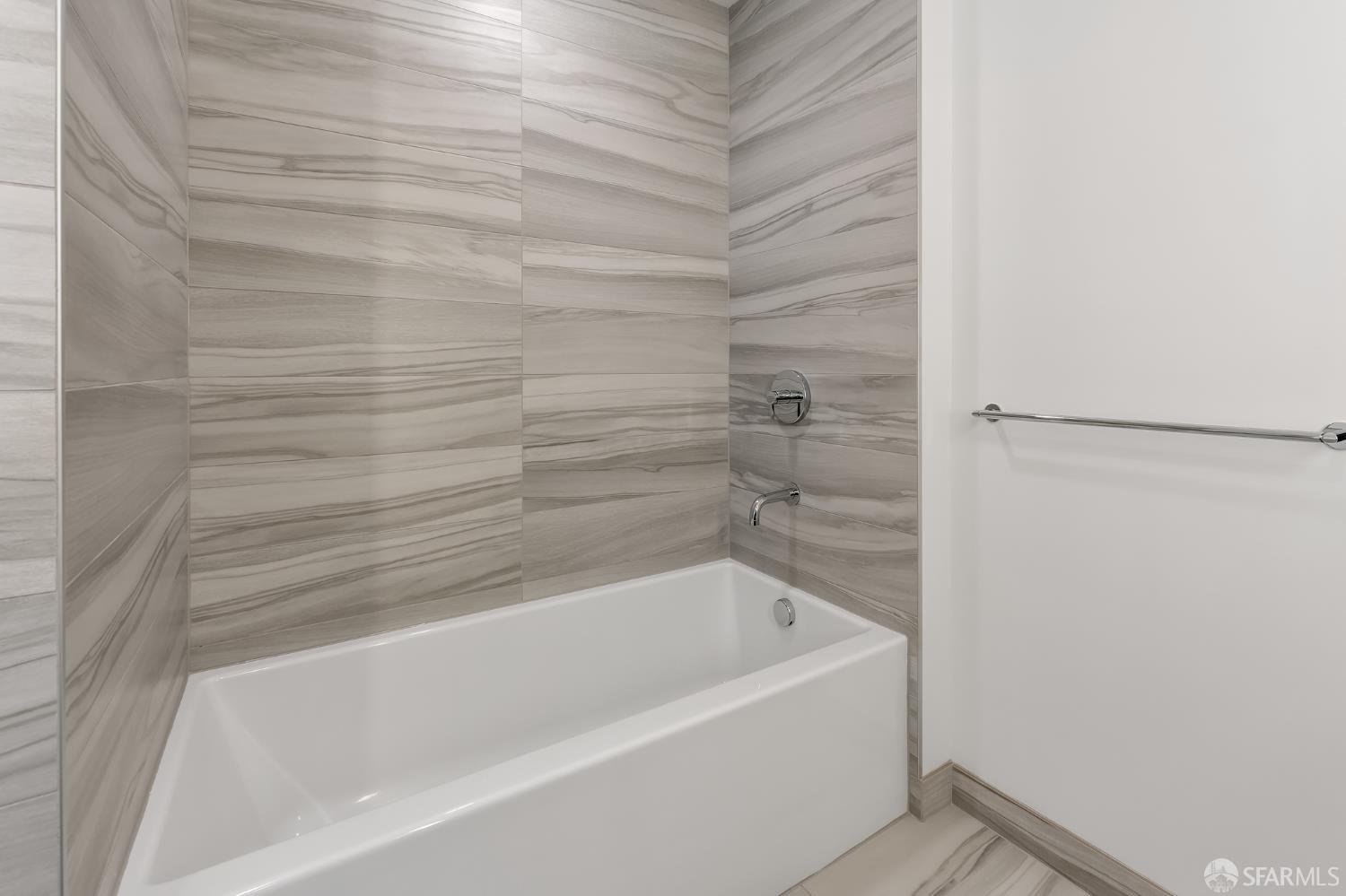 Detail Gallery Image 24 of 51 For 201 Folsom St 8a,  San Francisco,  CA 94105 - 2 Beds | 2 Baths