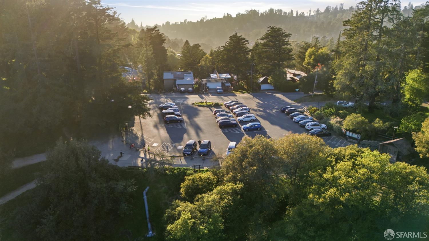 Detail Gallery Image 80 of 85 For 8440 Skyline Blvd, Oakland,  CA 94611 - 5 Beds | 3/1 Baths