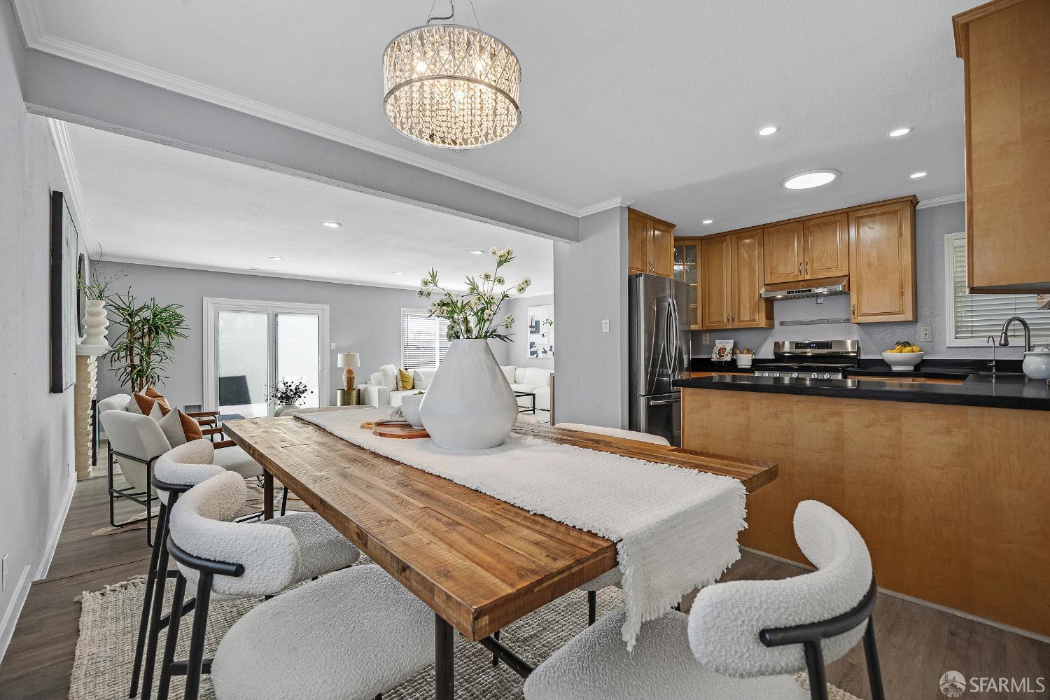 Detail Gallery Image 11 of 28 For 6354 Dana Ct, Pleasanton,  CA 94588 - 3 Beds | 2 Baths