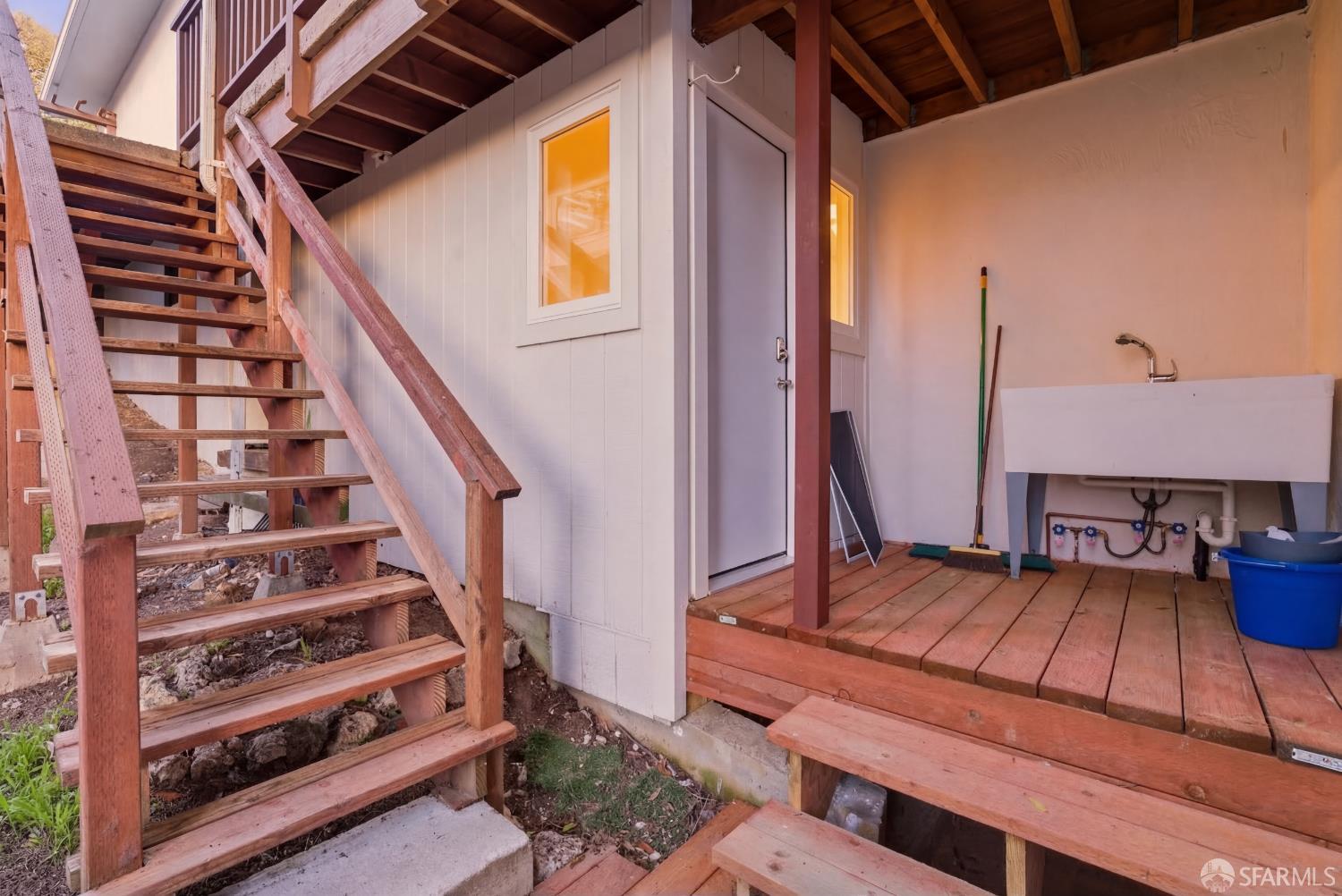 Detail Gallery Image 69 of 85 For 8440 Skyline Blvd, Oakland,  CA 94611 - 5 Beds | 3/1 Baths