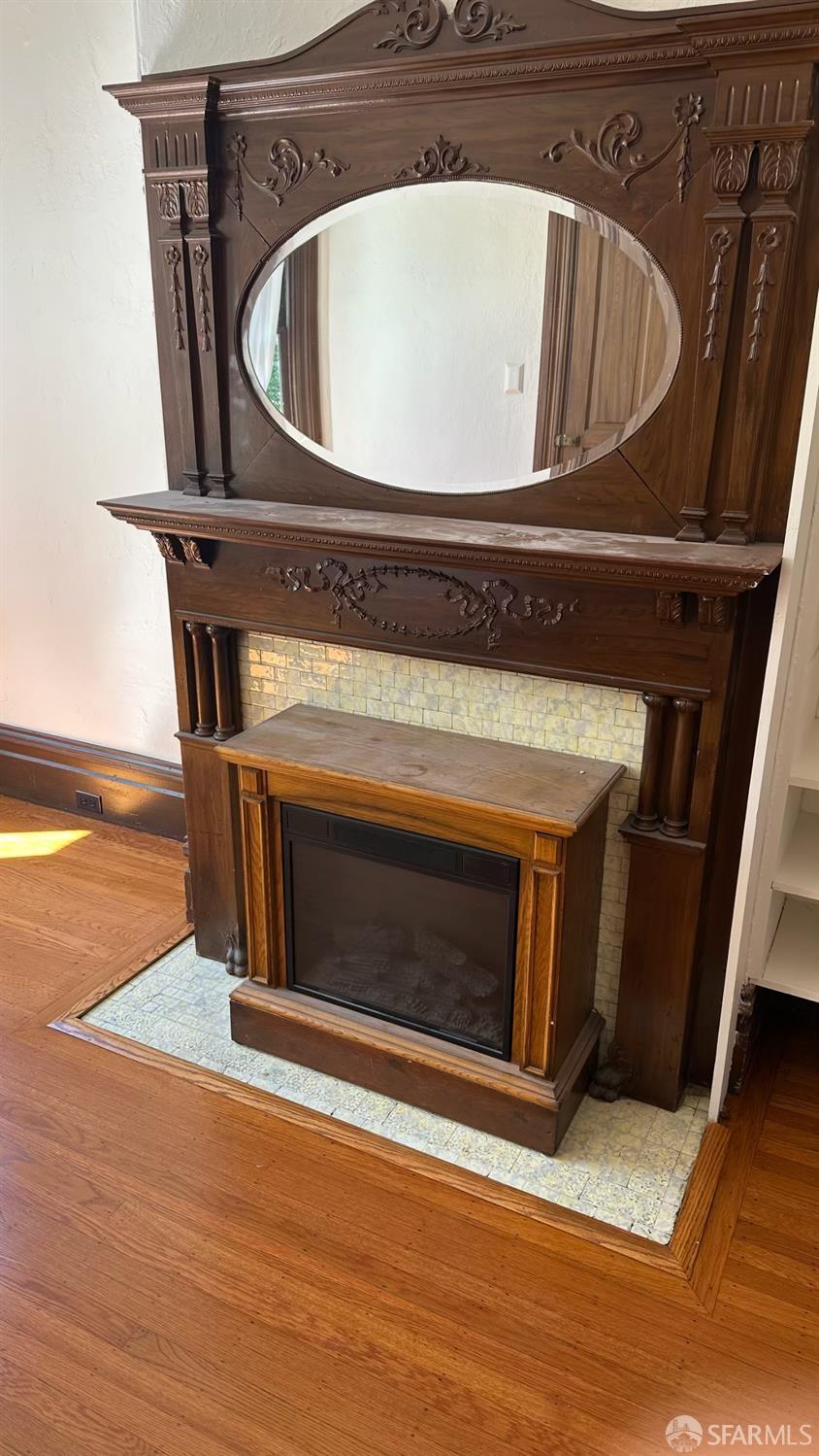 Detail Gallery Image 3 of 11 For 462 Frederick St, San Francisco,  CA 94117 - – Beds | – Baths