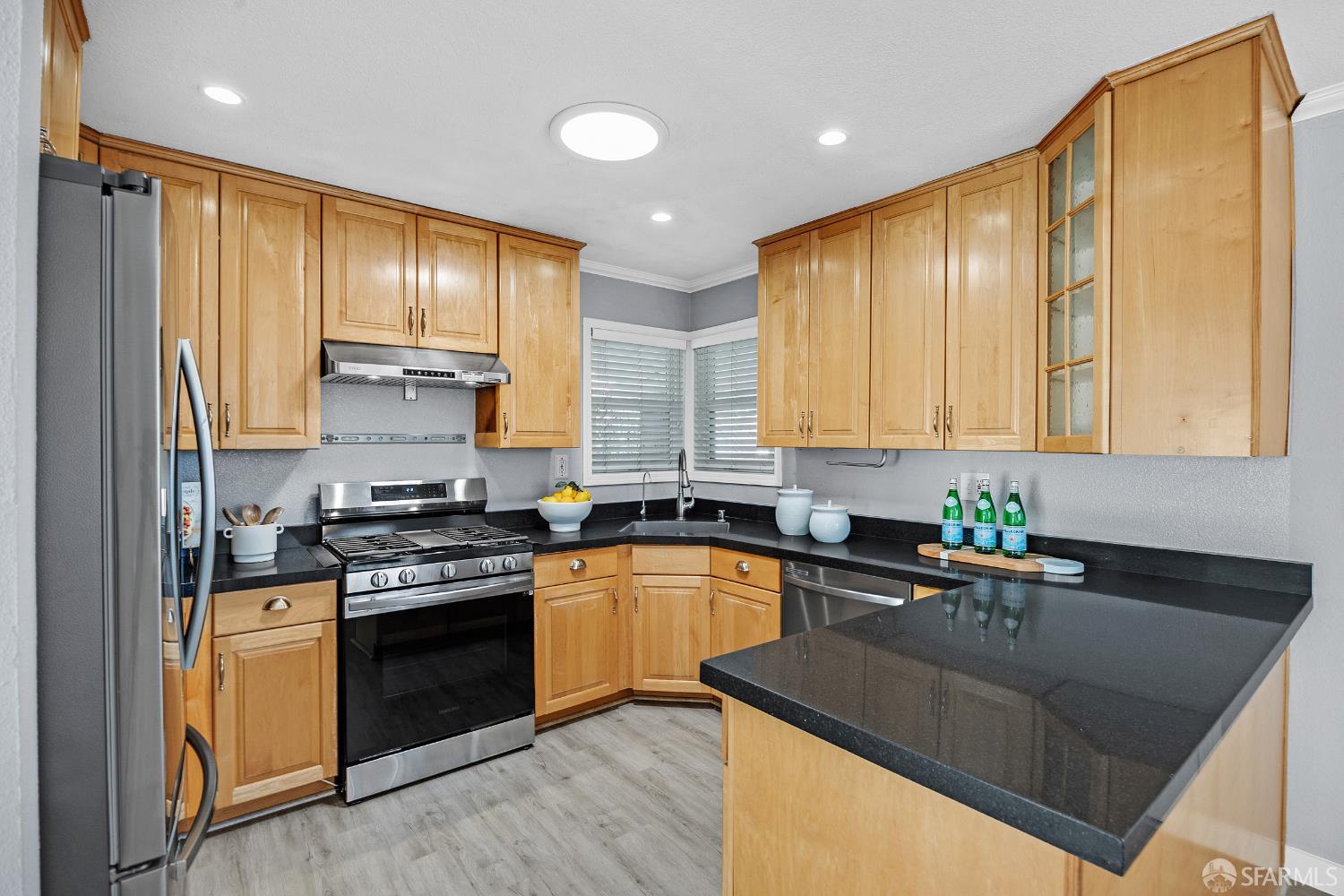 Detail Gallery Image 10 of 28 For 6354 Dana Ct, Pleasanton,  CA 94588 - 3 Beds | 2 Baths