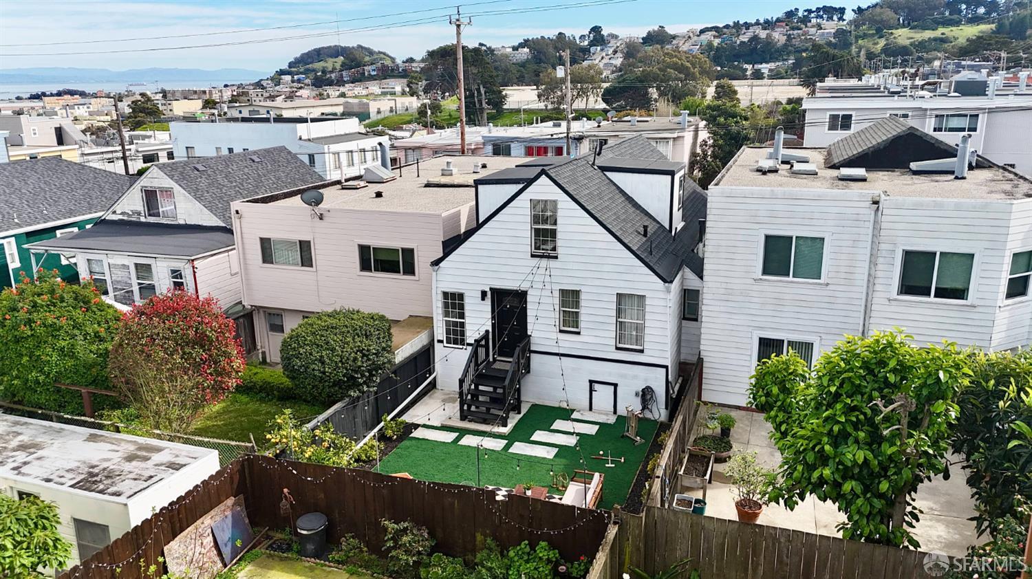 Detail Gallery Image 51 of 90 For 932 Silliman St, San Francisco,  CA 94134 - 3 Beds | 2/1 Baths