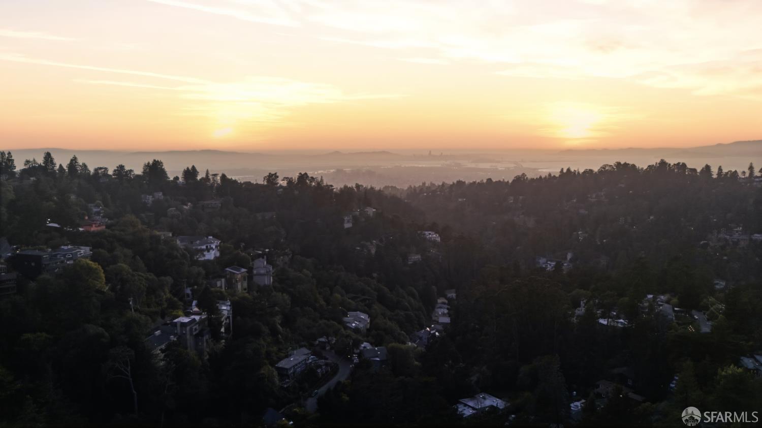 Detail Gallery Image 70 of 85 For 8440 Skyline Blvd, Oakland,  CA 94611 - 5 Beds | 3/1 Baths