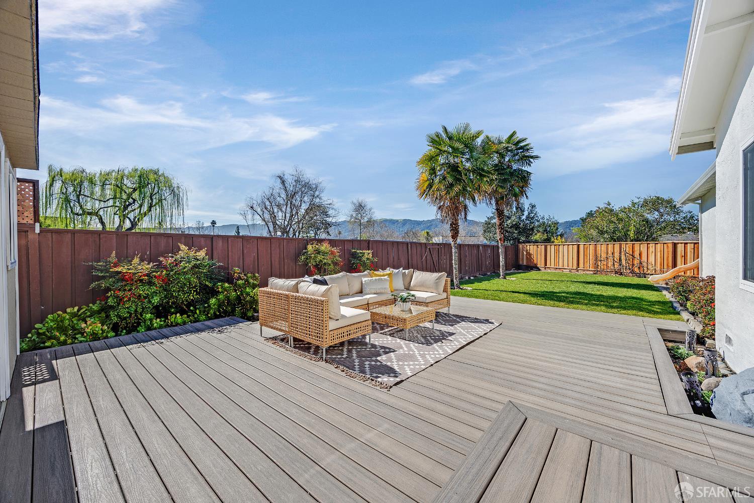 Detail Gallery Image 2 of 28 For 6354 Dana Ct, Pleasanton,  CA 94588 - 3 Beds | 2 Baths