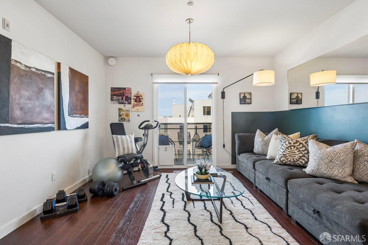 Detail Gallery Image 6 of 30 For 50 Jerrold Ave #306,  San Francisco,  CA 94124 - 1 Beds | 1 Baths