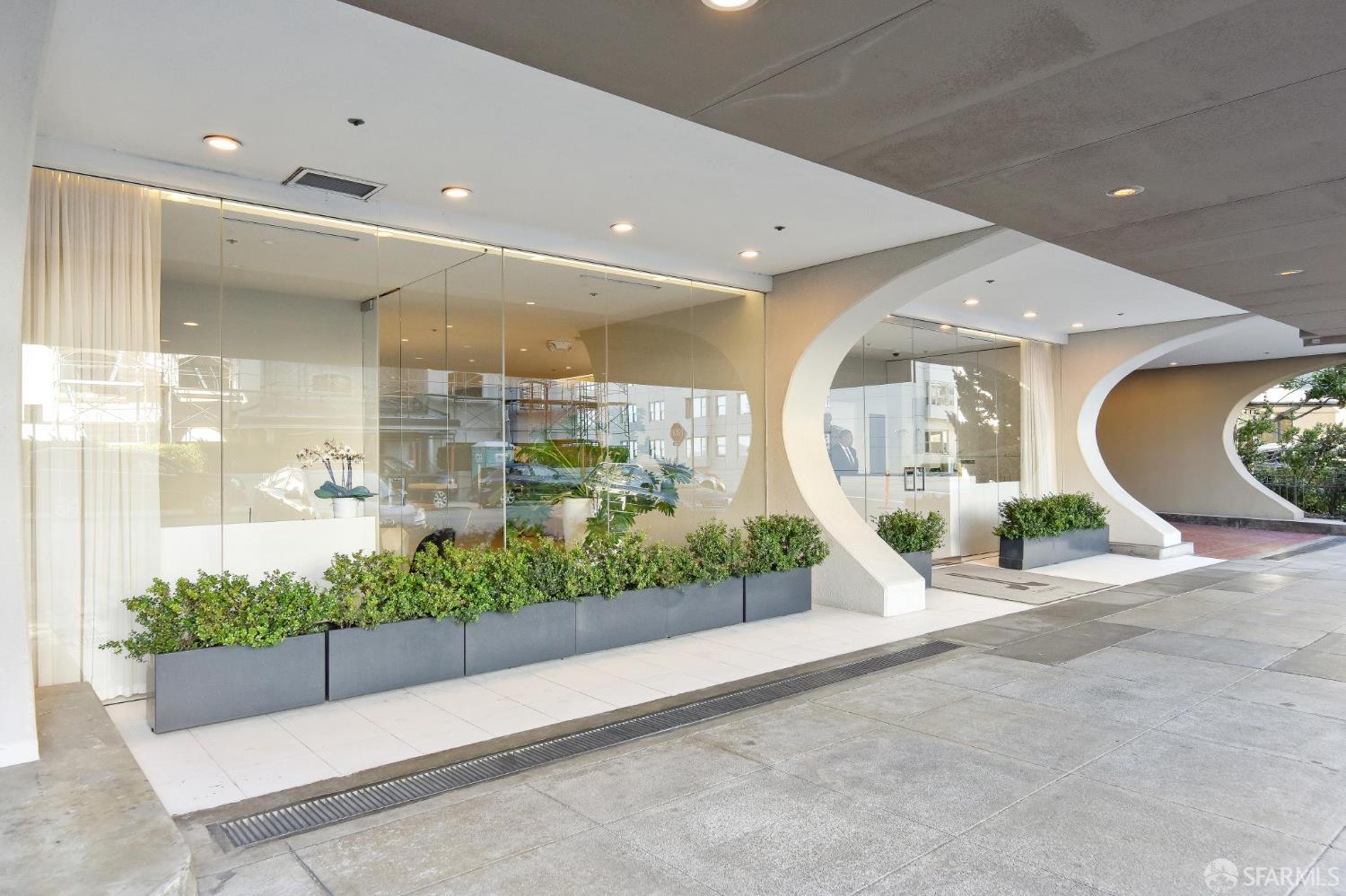 Detail Gallery Image 67 of 78 For 999 Green St #2404,  San Francisco,  CA 94133 - 2 Beds | 2 Baths