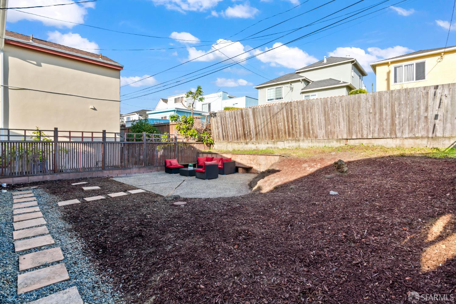 Detail Gallery Image 28 of 29 For 32 Lake Forest Dr, Daly City,  CA 94015 - 2 Beds | 2 Baths