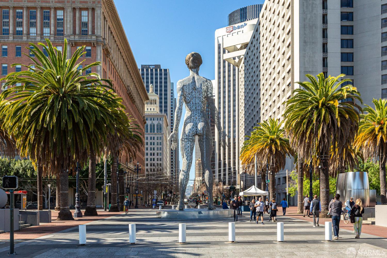 Photo #75: 426110365 Listing: Photo #75