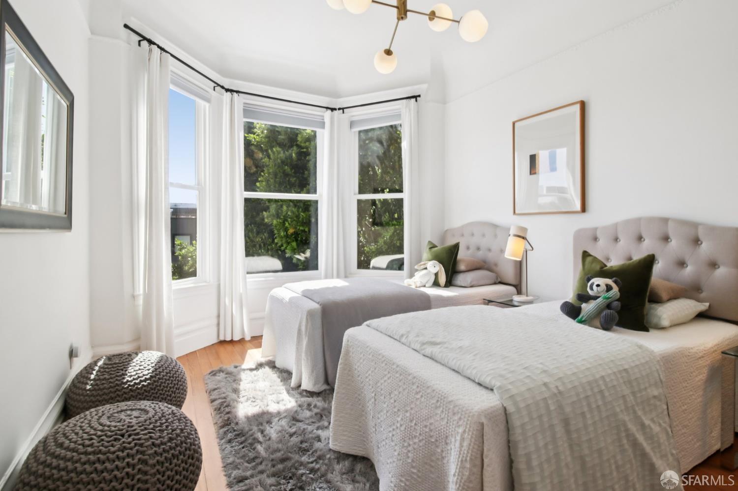 Detail Gallery Image 4 of 20 For 2192 15th St, San Francisco,  CA 94114 - 3 Beds | 2 Baths