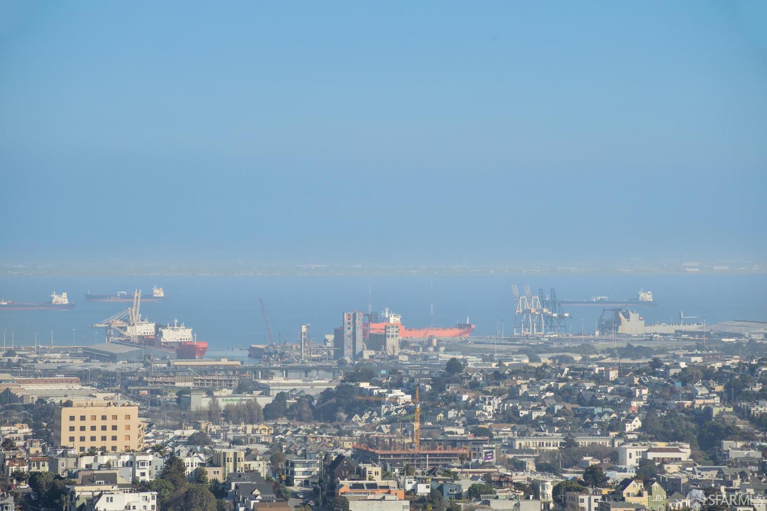 Detail Gallery Image 5 of 34 For 505 Grand View Ave #2,  San Francisco,  CA 94114 - 2 Beds | 2 Baths