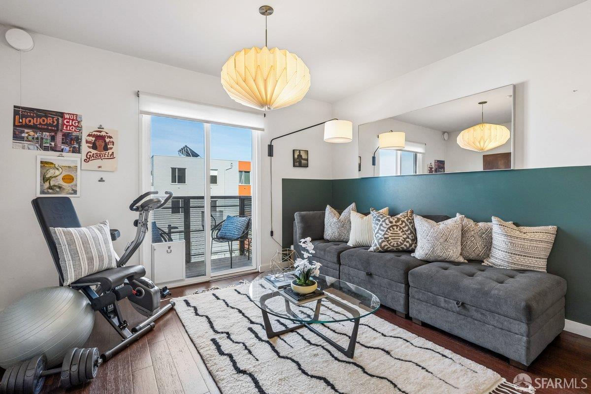 Detail Gallery Image 7 of 30 For 50 Jerrold Ave #306,  San Francisco,  CA 94124 - 1 Beds | 1 Baths