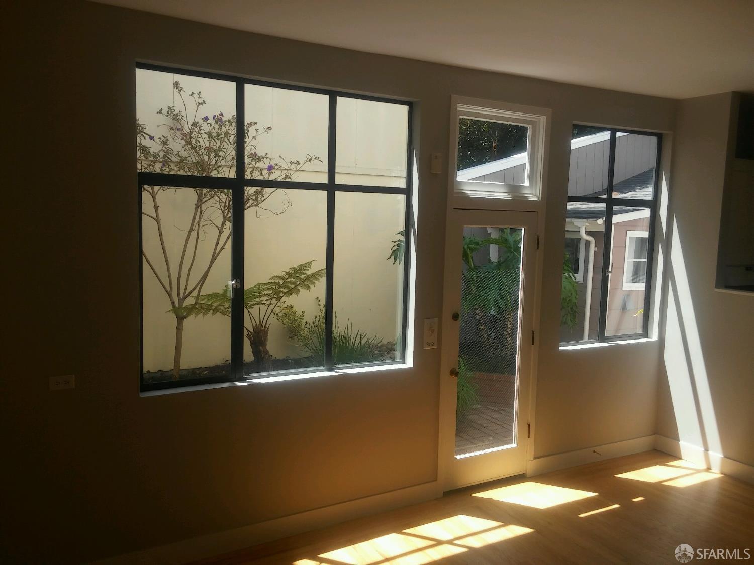 Detail Gallery Image 6 of 15 For 236 Clinton Park Dr, San Francisco,  CA 94103 - 1 Beds | 1 Baths