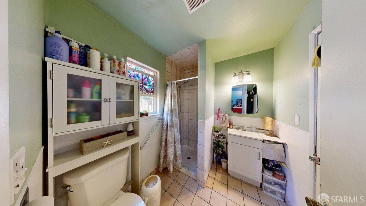 Detail Gallery Image 38 of 45 For 471 Green St, East Palo Alto,  CA 94303 - 9 Beds | 5 Baths