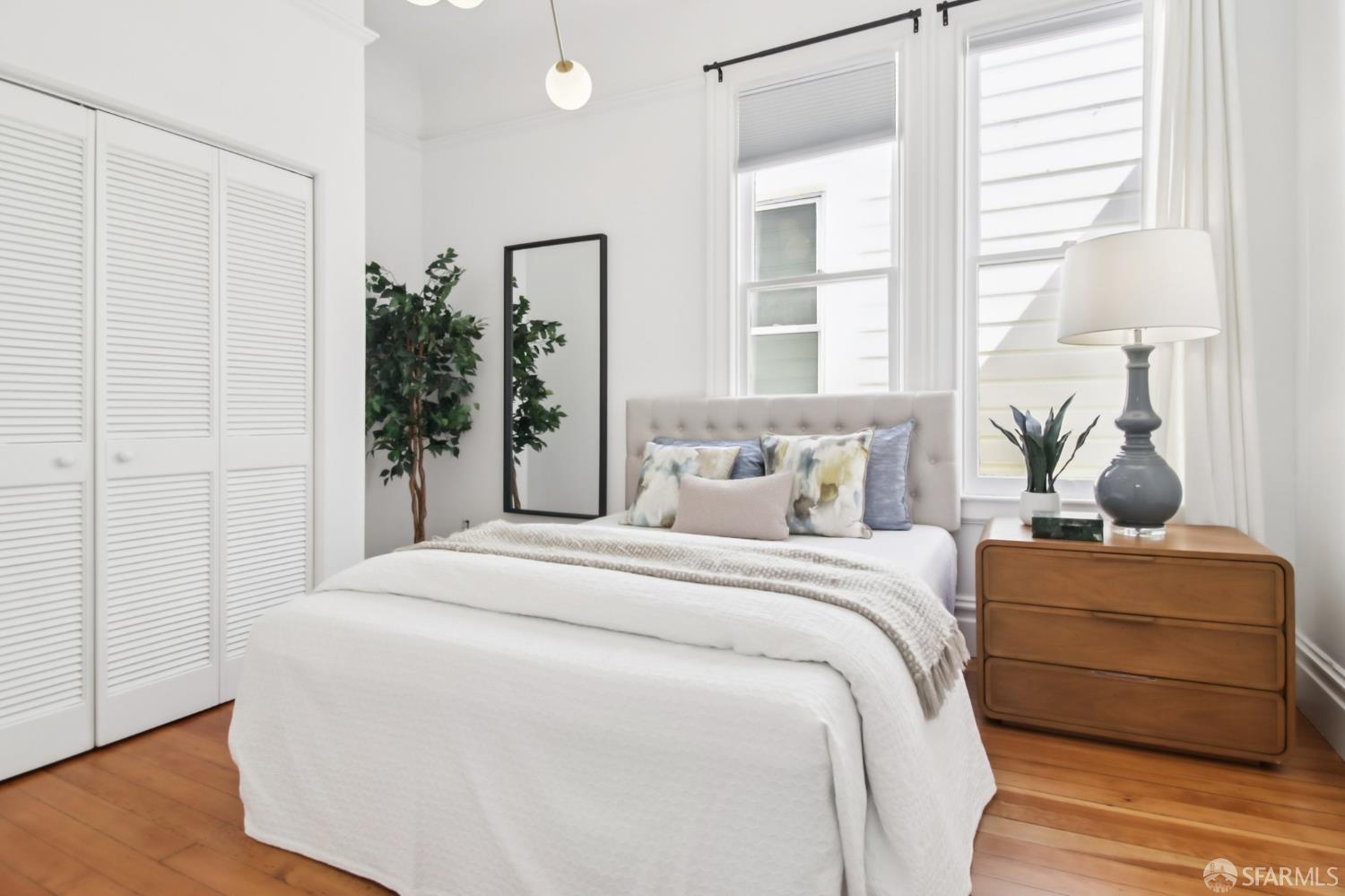 Detail Gallery Image 3 of 20 For 2192 15th St, San Francisco,  CA 94114 - 3 Beds | 2 Baths