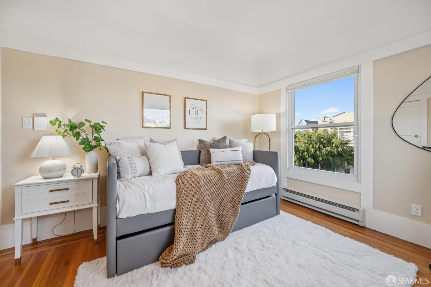 Detail Gallery Image 47 of 84 For 931 Kirkham St, San Francisco,  CA 94122 - 3 Beds | 3 Baths