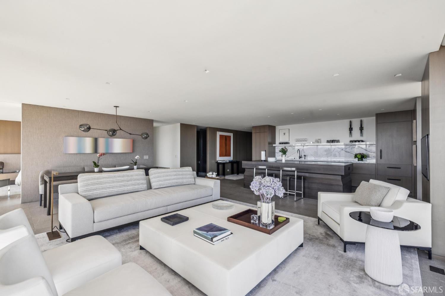 Detail Gallery Image 12 of 78 For 999 Green St #2404,  San Francisco,  CA 94133 - 2 Beds | 2 Baths