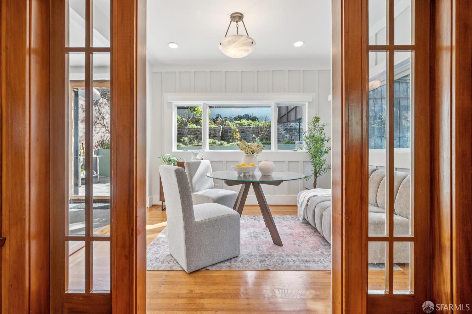 Detail Gallery Image 16 of 84 For 931 Kirkham St, San Francisco,  CA 94122 - 3 Beds | 3 Baths